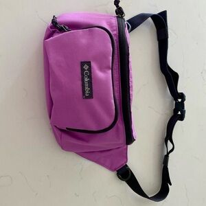 Columbia Belt Bag (Purple)